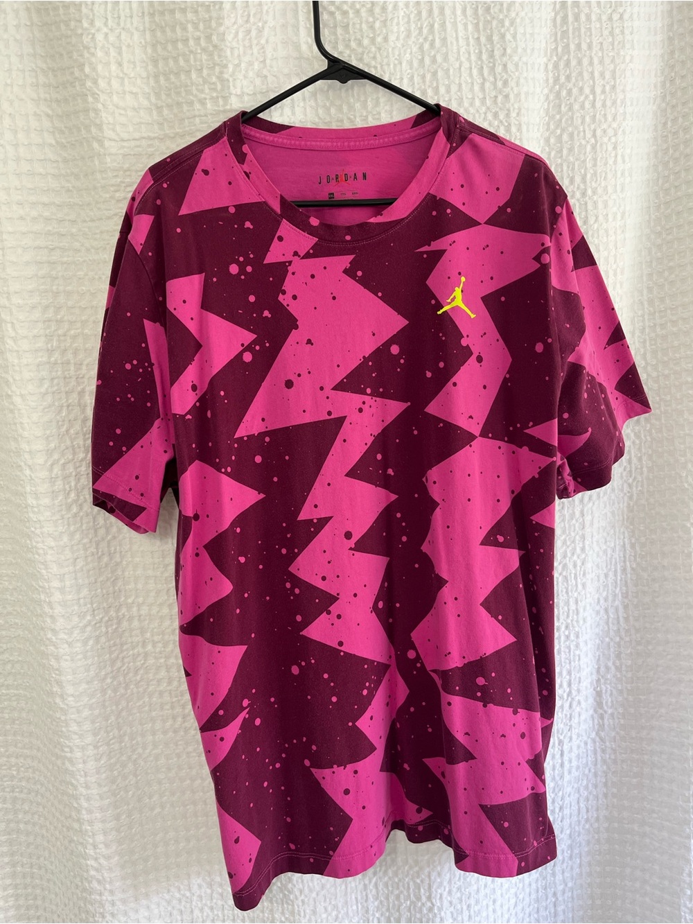 Jordan Short-Sleeve Graphic Tee in Hot Pink and Burgundy